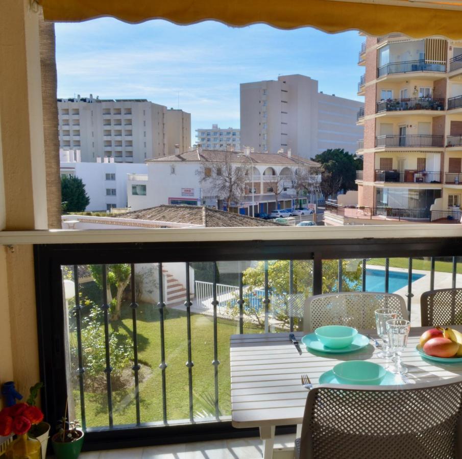 Carihuela Un Dormitorio Junto Al Mar Apartman Torremolinos Kültér fotó