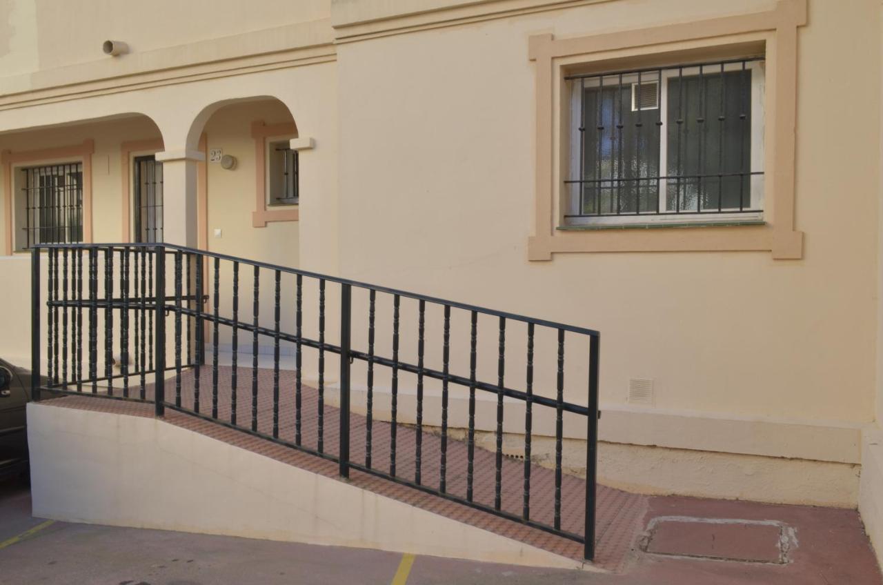 Carihuela Un Dormitorio Junto Al Mar Apartman Torremolinos Kültér fotó
